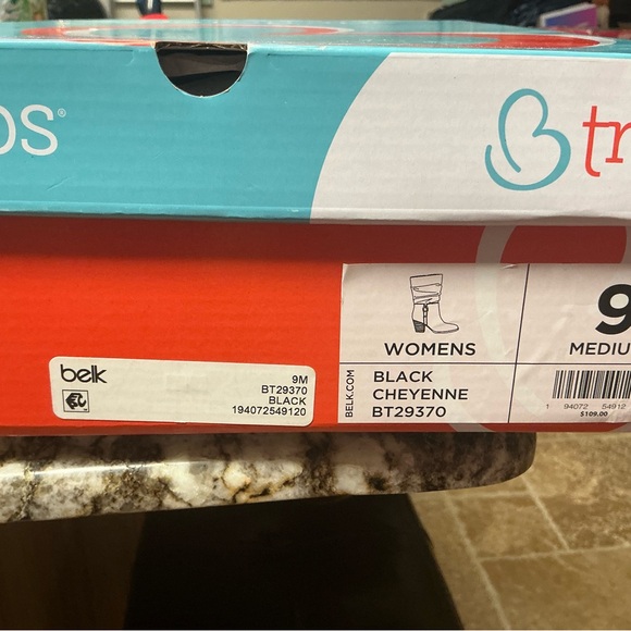 BareTraps Women's size 9 Auburn Cheyenne Mid Calf Heeled Boots - Picture 15 of 16